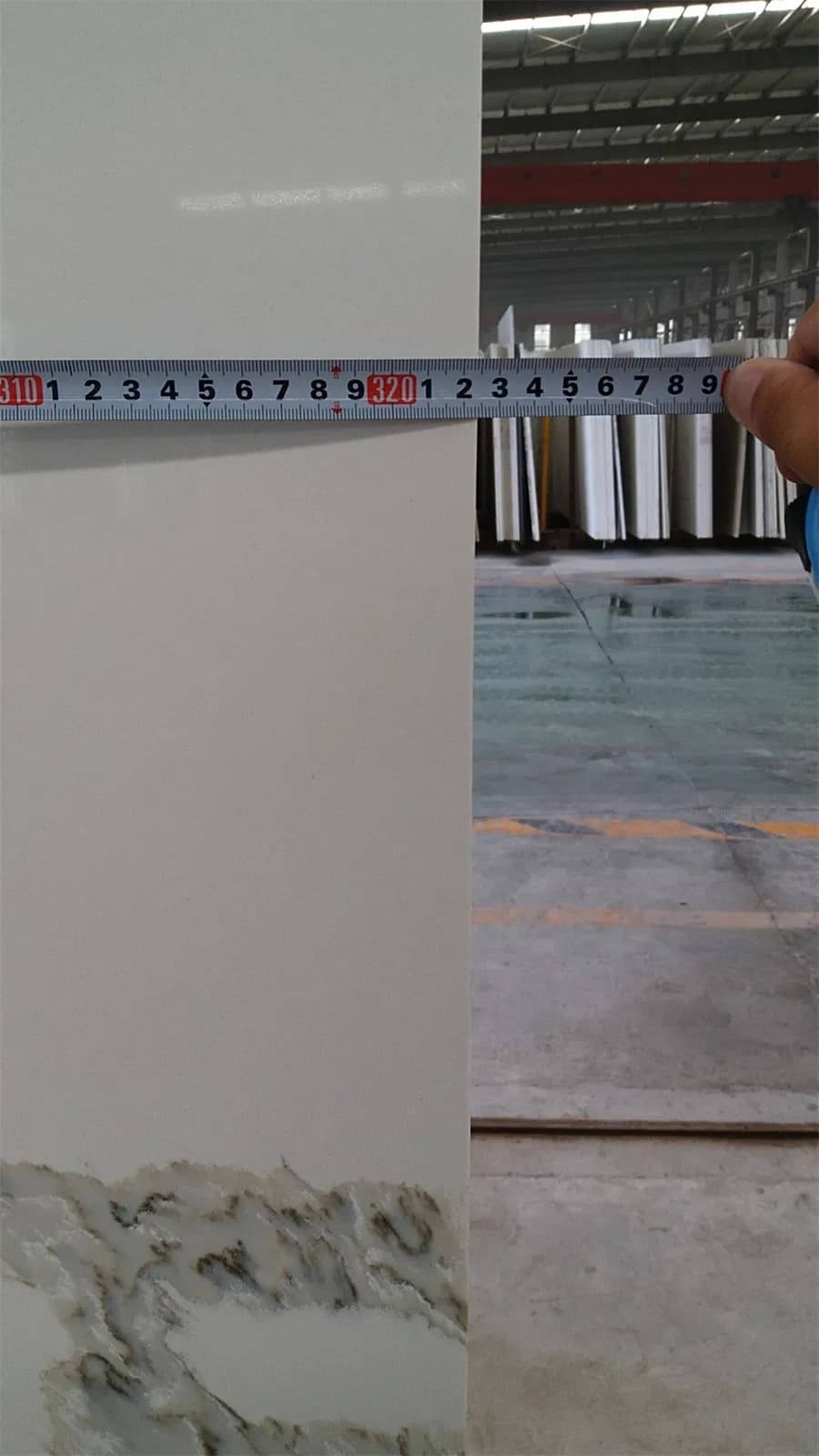 Calacatta Quartz Slab