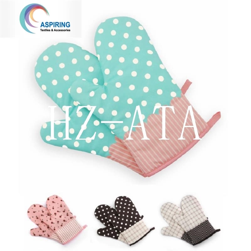 100% Cotton Printed Oven Mitts