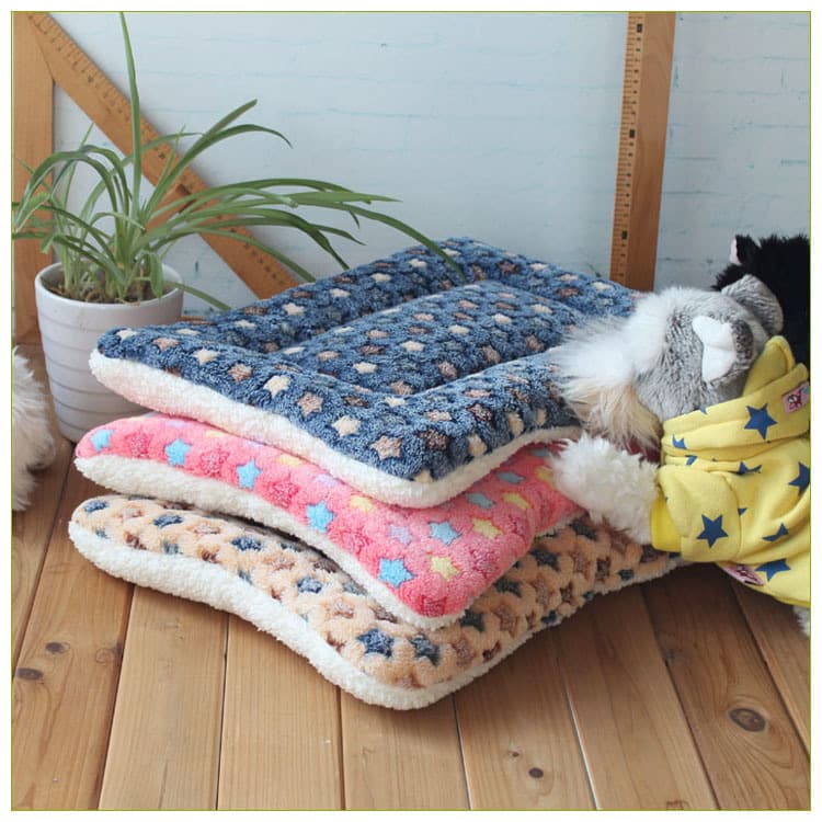 100% Polyester Coral Fleece Washable Pet Mat