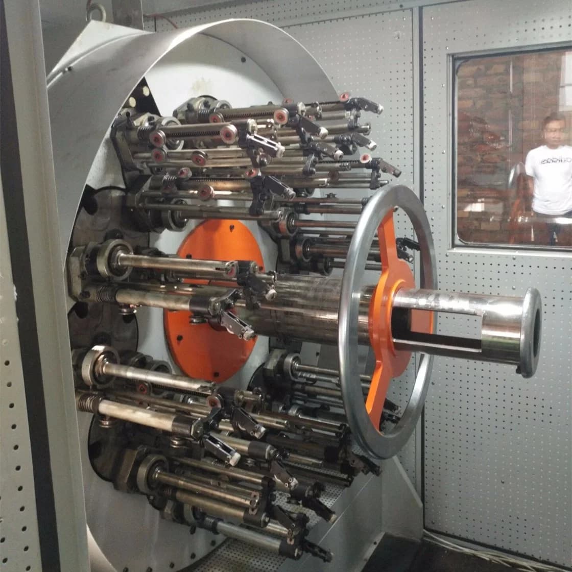 High Speed Steel Wire Braiding Machine