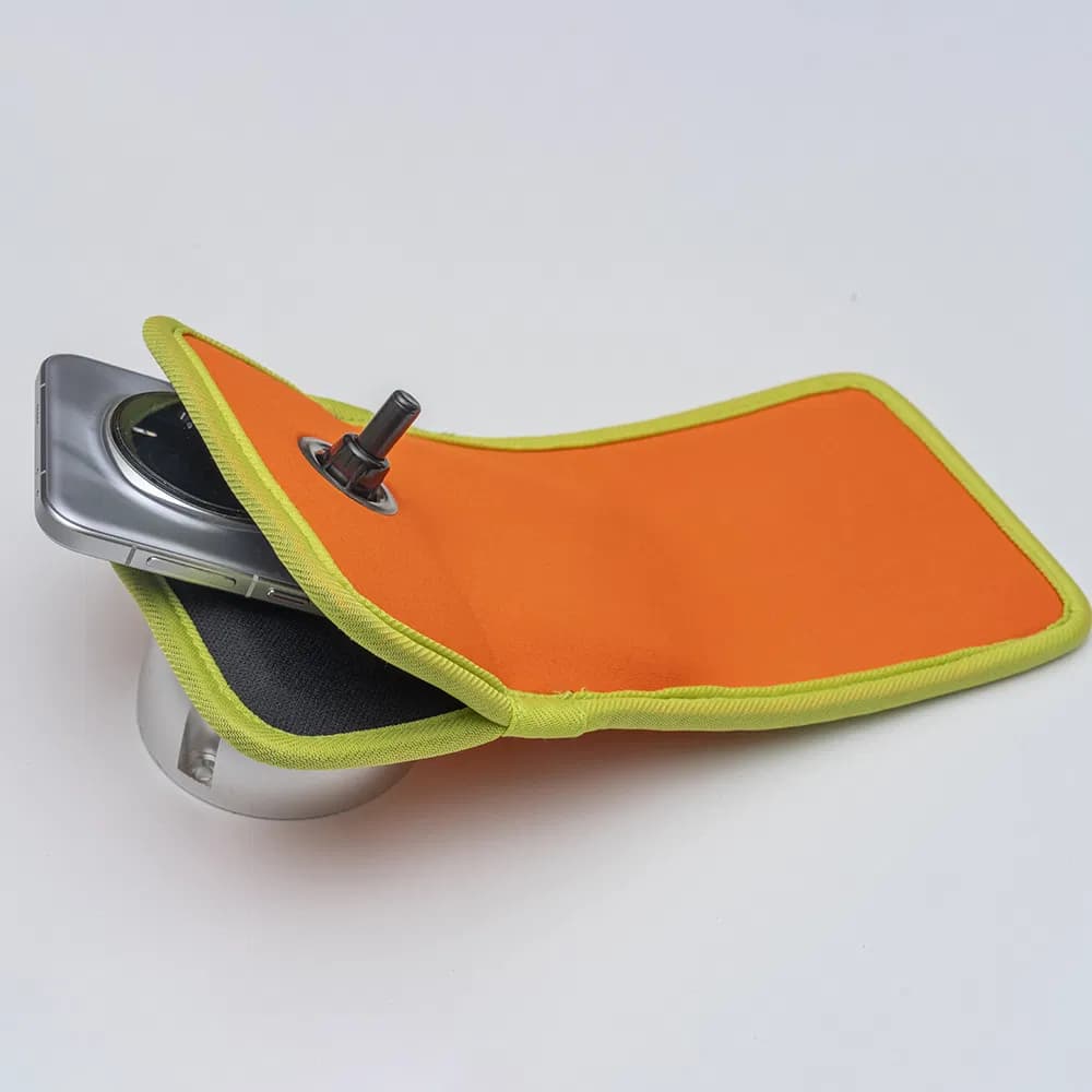 Lockable Phone Pouches