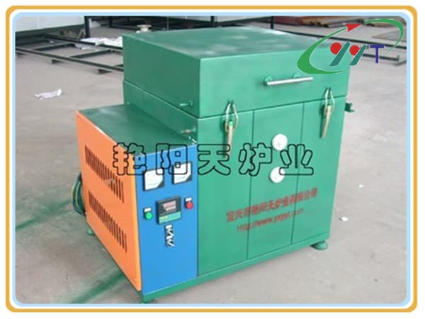 Electric Glass Melting Furnace