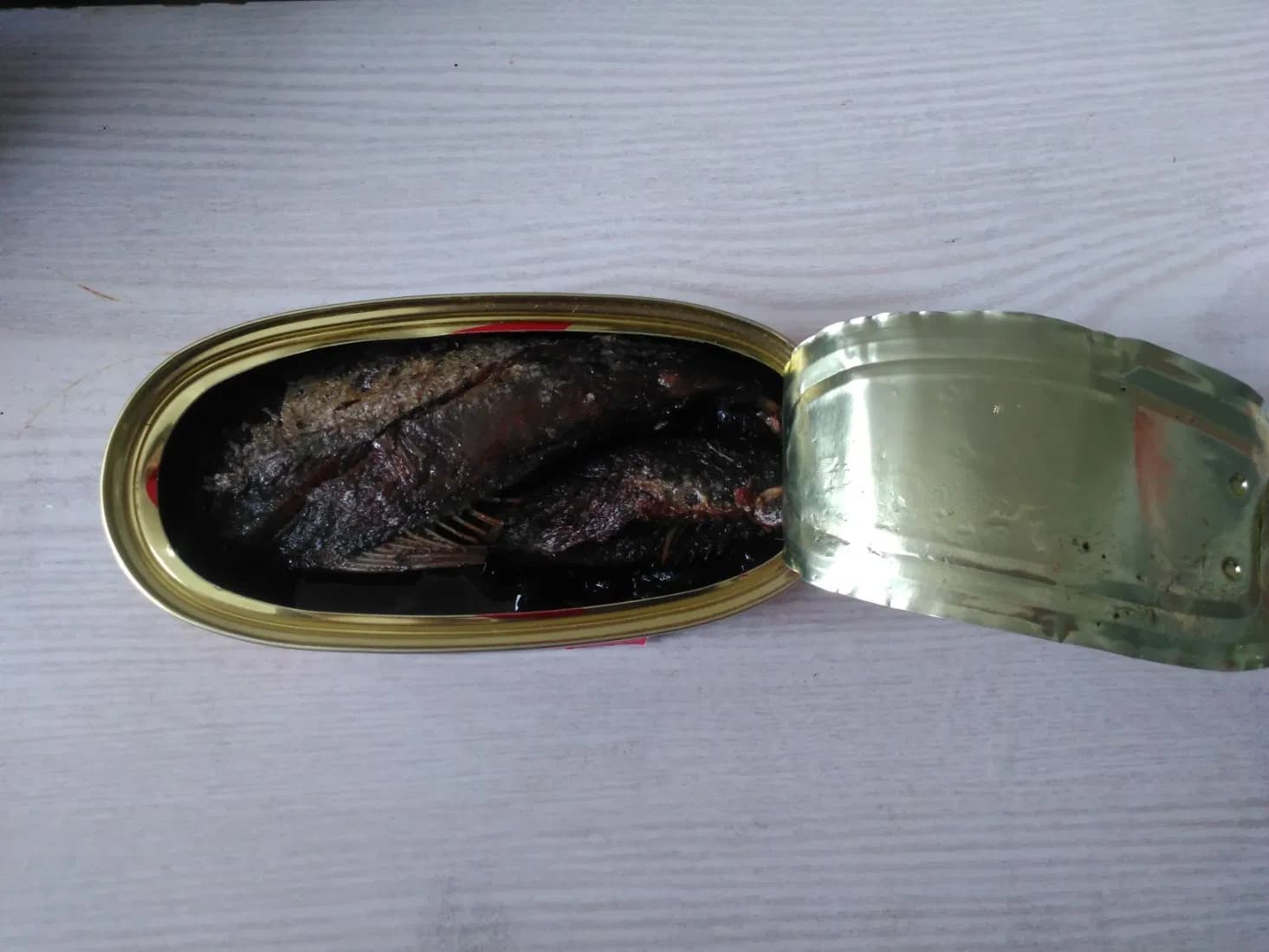 Clean and Hygienic Canned Dace in Oil