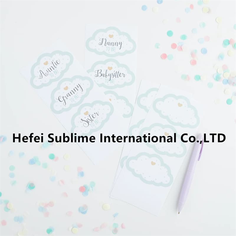 18 Cloud Shaped Unisex Guest Stickers