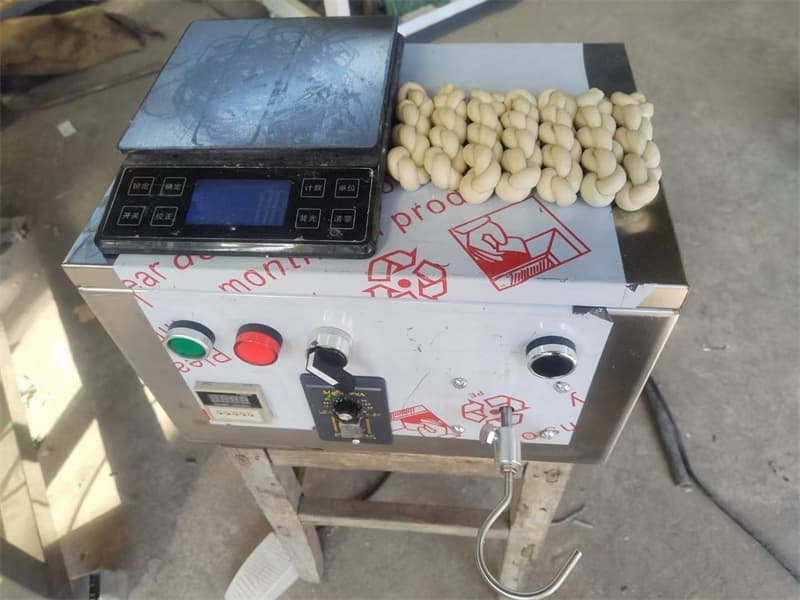 Fried Dough Stick Twisting Machine
