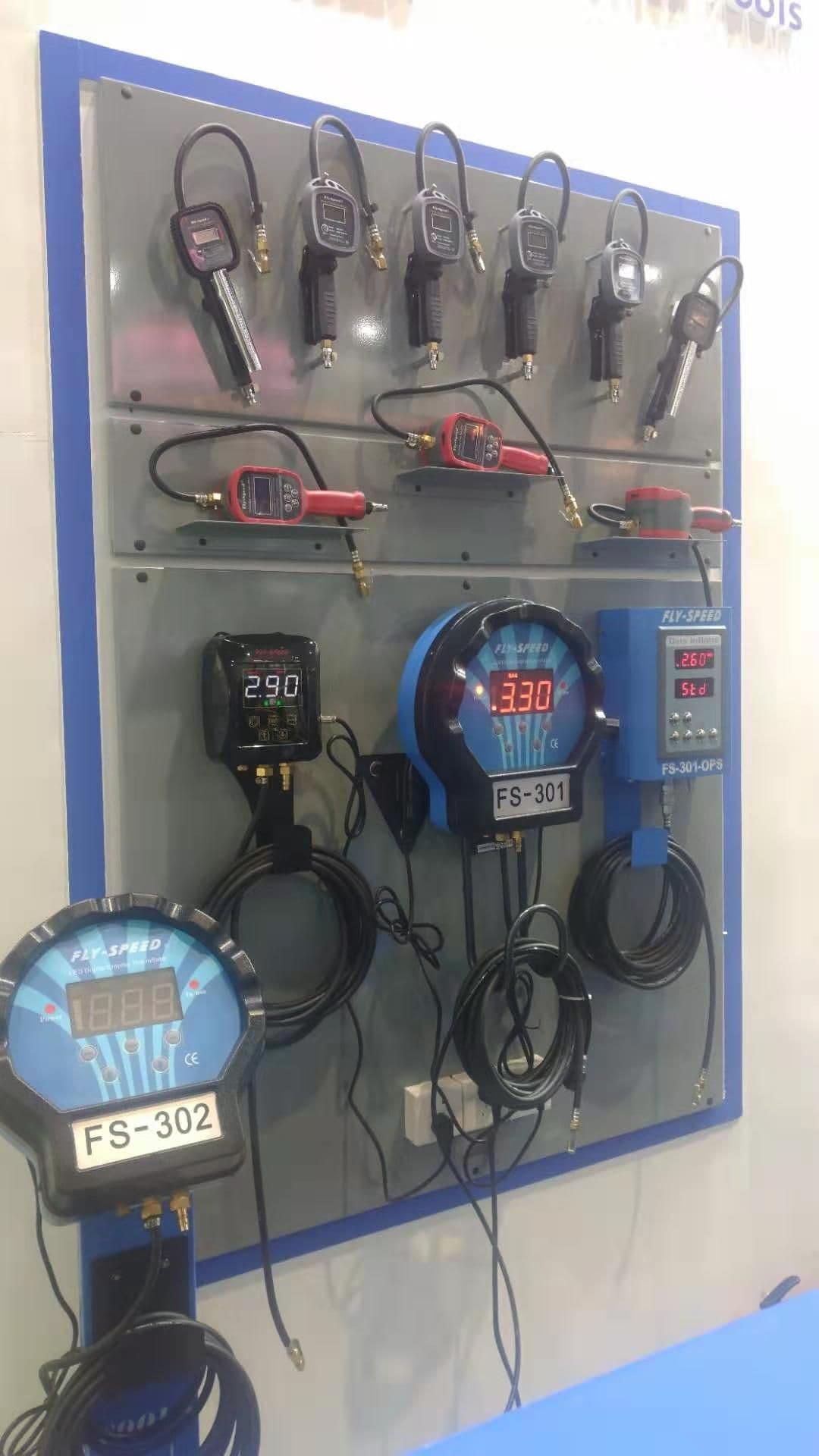 LCD Digital Tire Inflation Gun