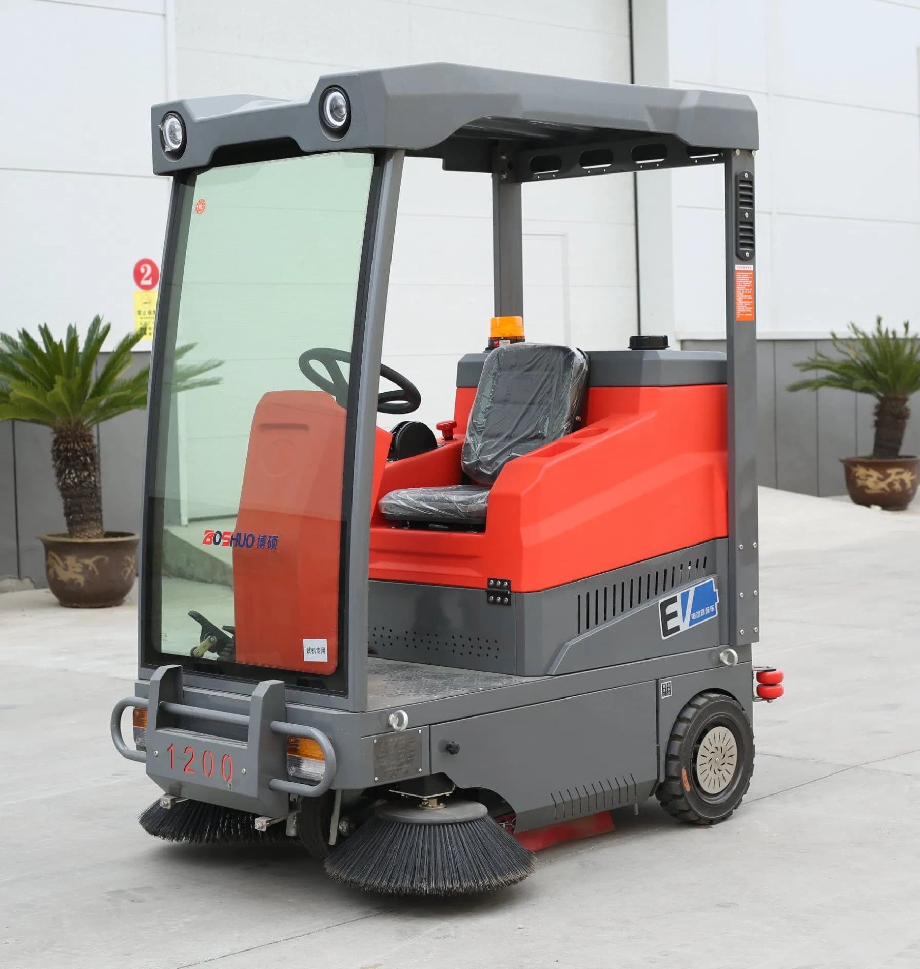 All-Weather Semi-Enclosed Electric Road Sweeper for Industrial Use