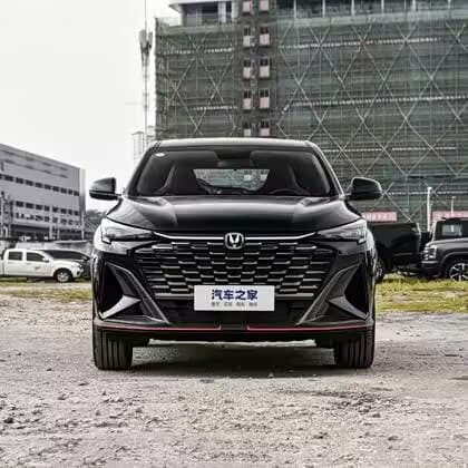 Smart Manufacturing Meets Bold Design Cheap Car Changan X5 Plus for Sale