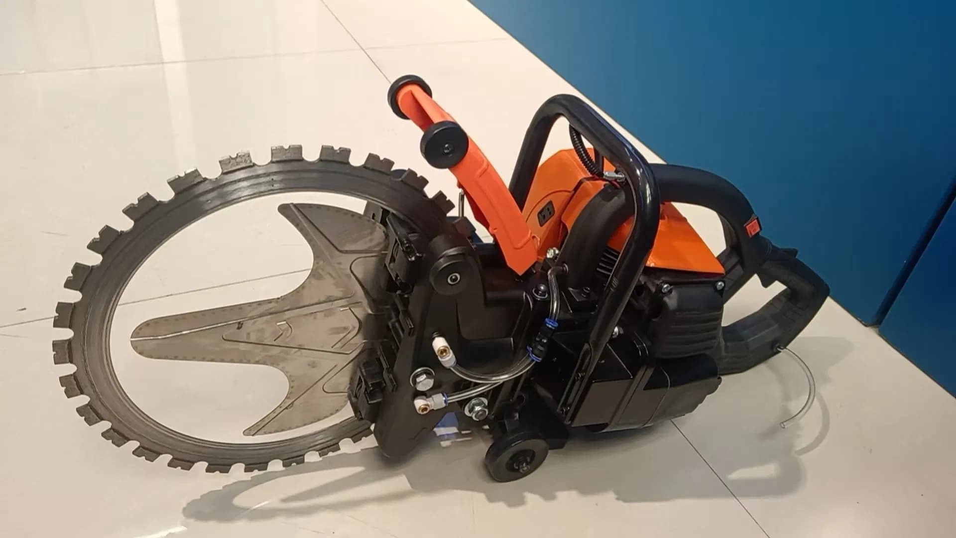 Industry Grade Gasoline Power Concrete Saw Wall Cutting Machine Ring Saw
