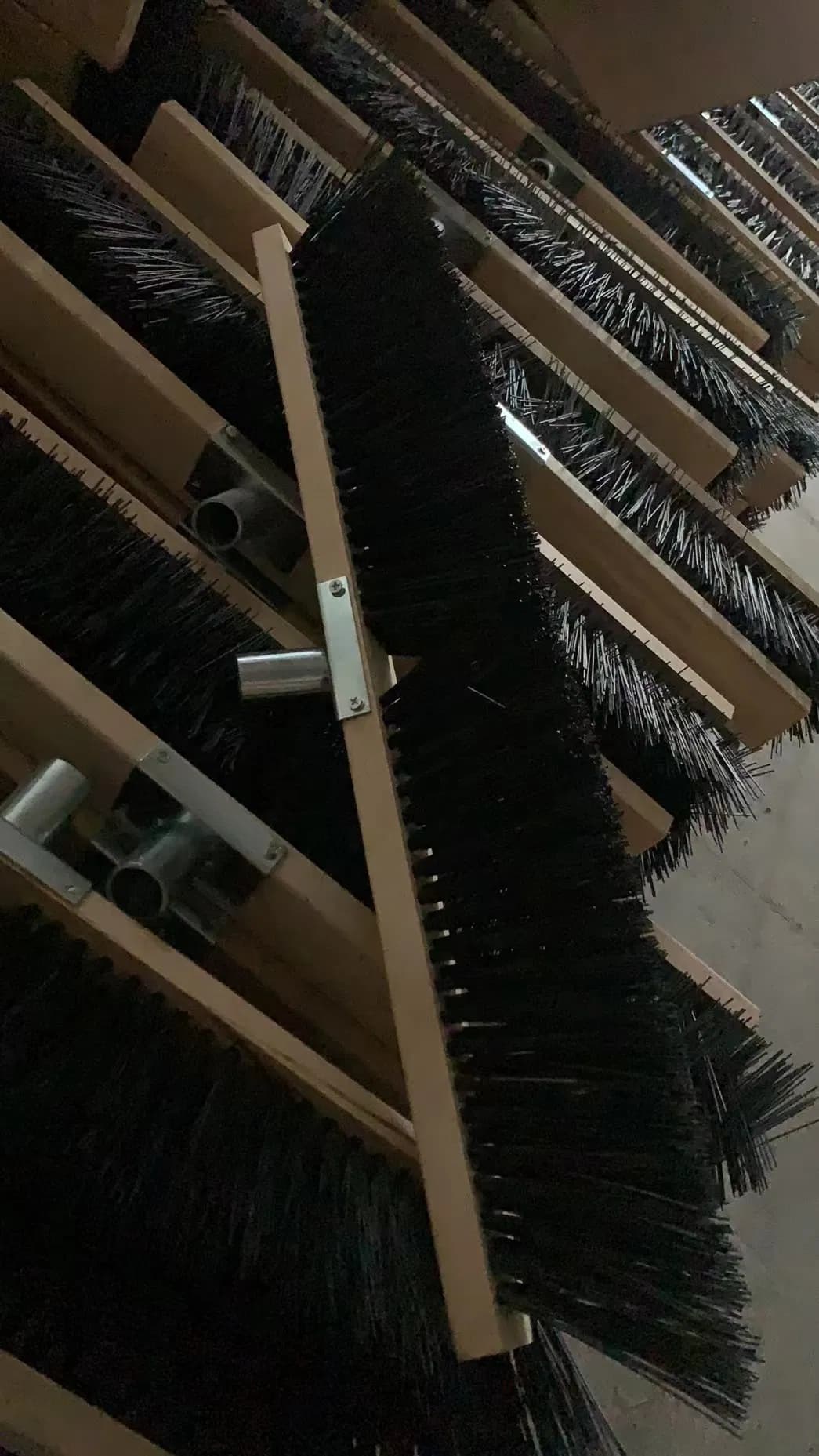 Household Cleaning Broom Floor Brush Push Broom in China