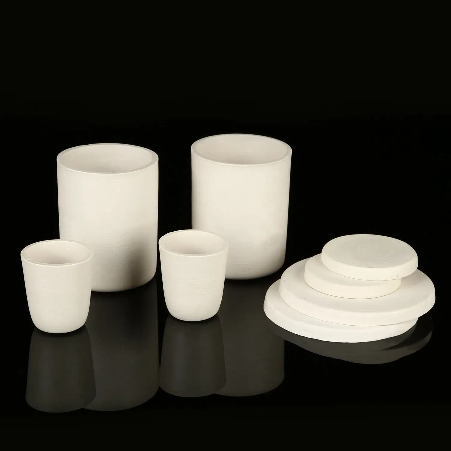 High Purity Cylindrical 95 Al2O3 Ceramic Corundum Alumina Crucible for Metal Melting in Laboratory