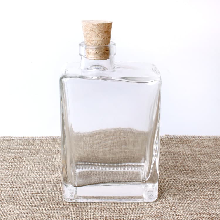 300ml Square Glass Fruit Wine Juice Beverage Bottles with Lid