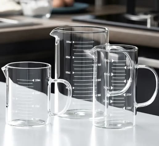 Glass Beaker Measuring Cup with Handle and V-Shape Spout