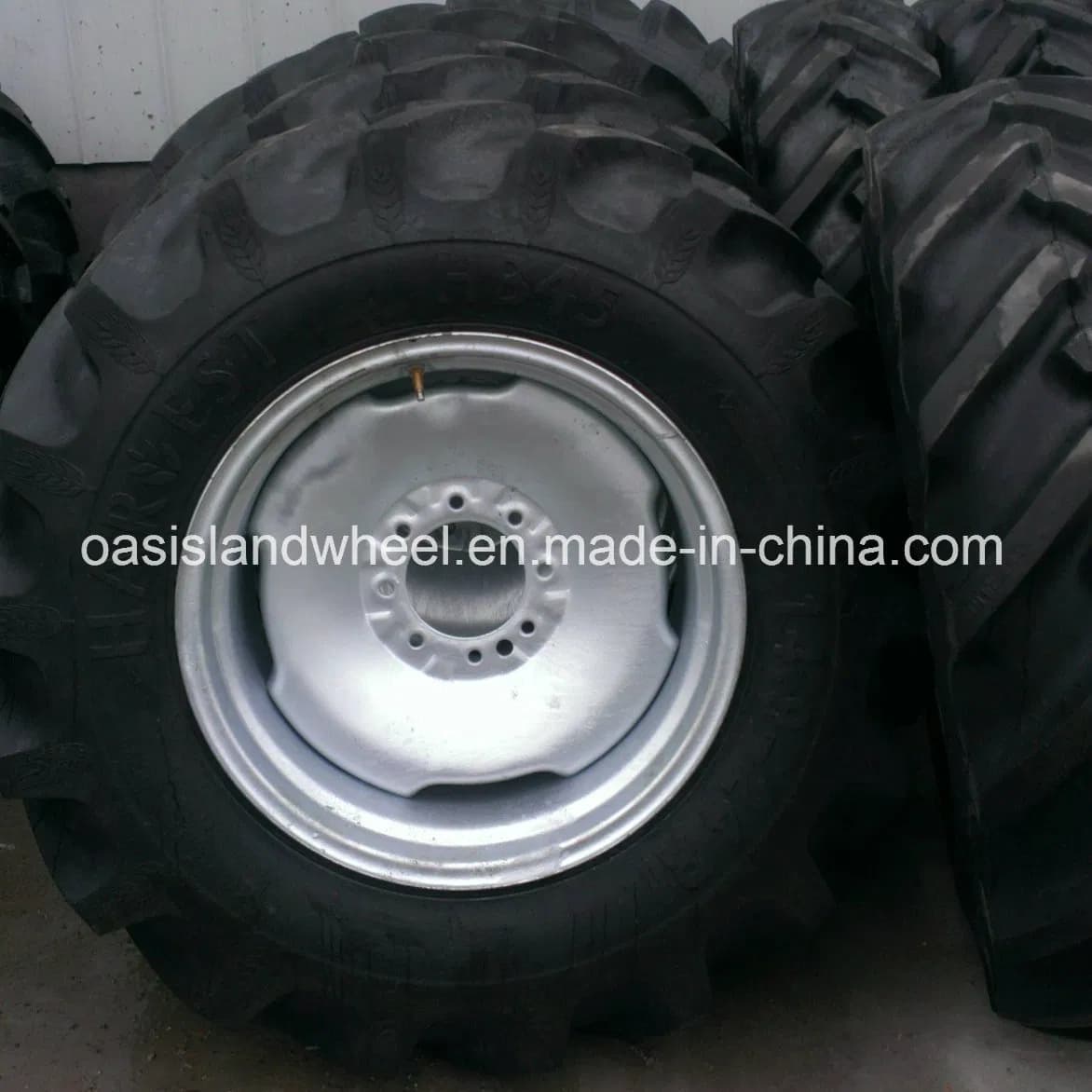 Pivot Irrigation Tyre (14.9-24) with Wheel Rim for Pivot Irrigation System
