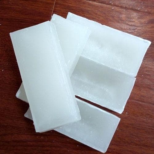 Industrial Grade 54/56/58/60/62 Bulk Semi/Fully Refined Paraffin Wax for Candle Making