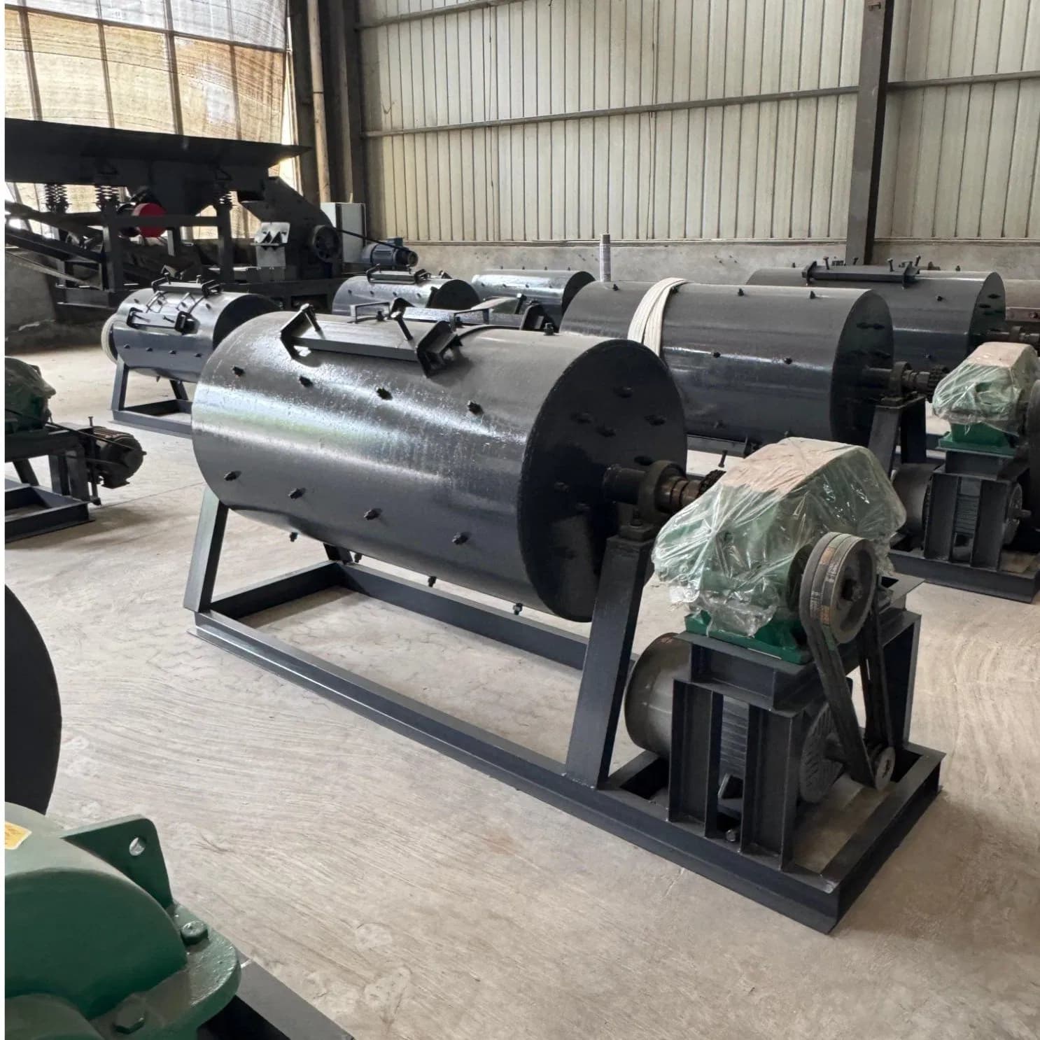 Professional Gold Panning Tools for Optimal Mineral Harvesting Mineral Processing Ball Mill
