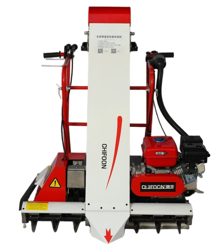 Self-Propelled Grain Bagging Machine for Efficient Harvesting on Level Ground