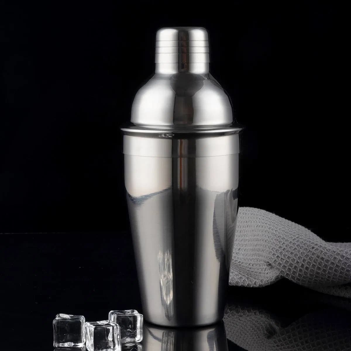 550ml Cocktail Shaker Bar Tools Martini Shaker Cup Stainless Steel Bartender Shaker