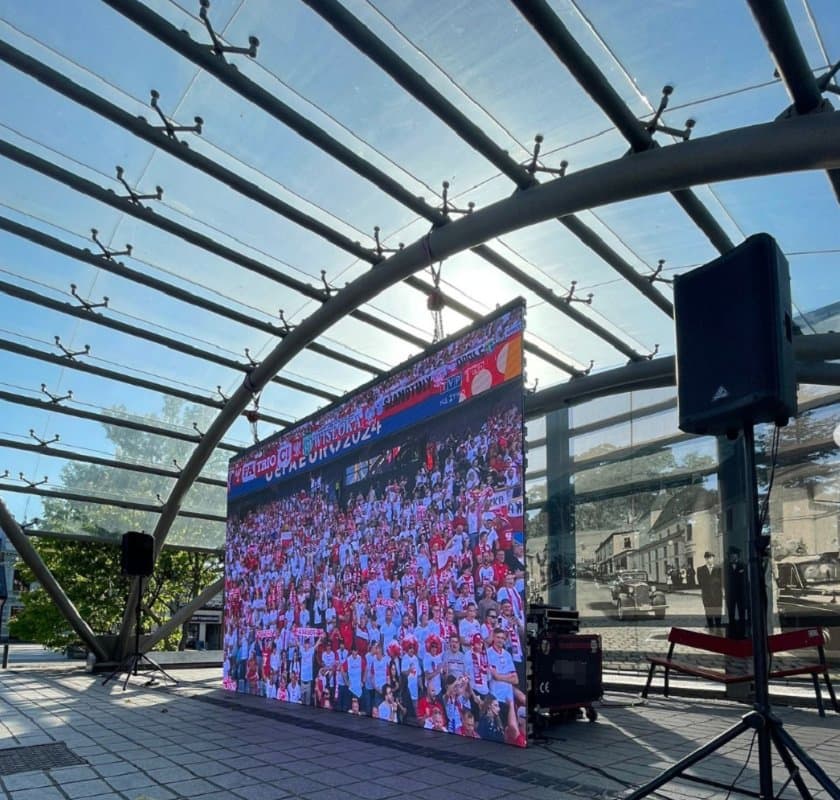 Whole Sale Mobile LED Display LED Wall Screen for Stage Backdrop P3.91mm