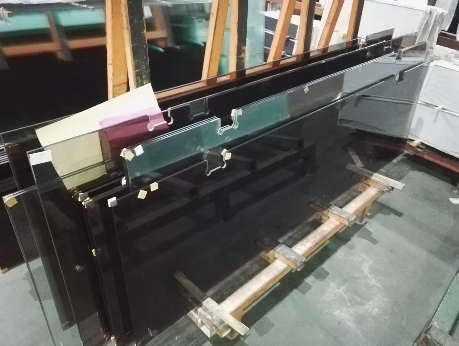 Tempered /Toughened/Laminated Tinted Green/Blue/Brown/Gray Shower Glass
