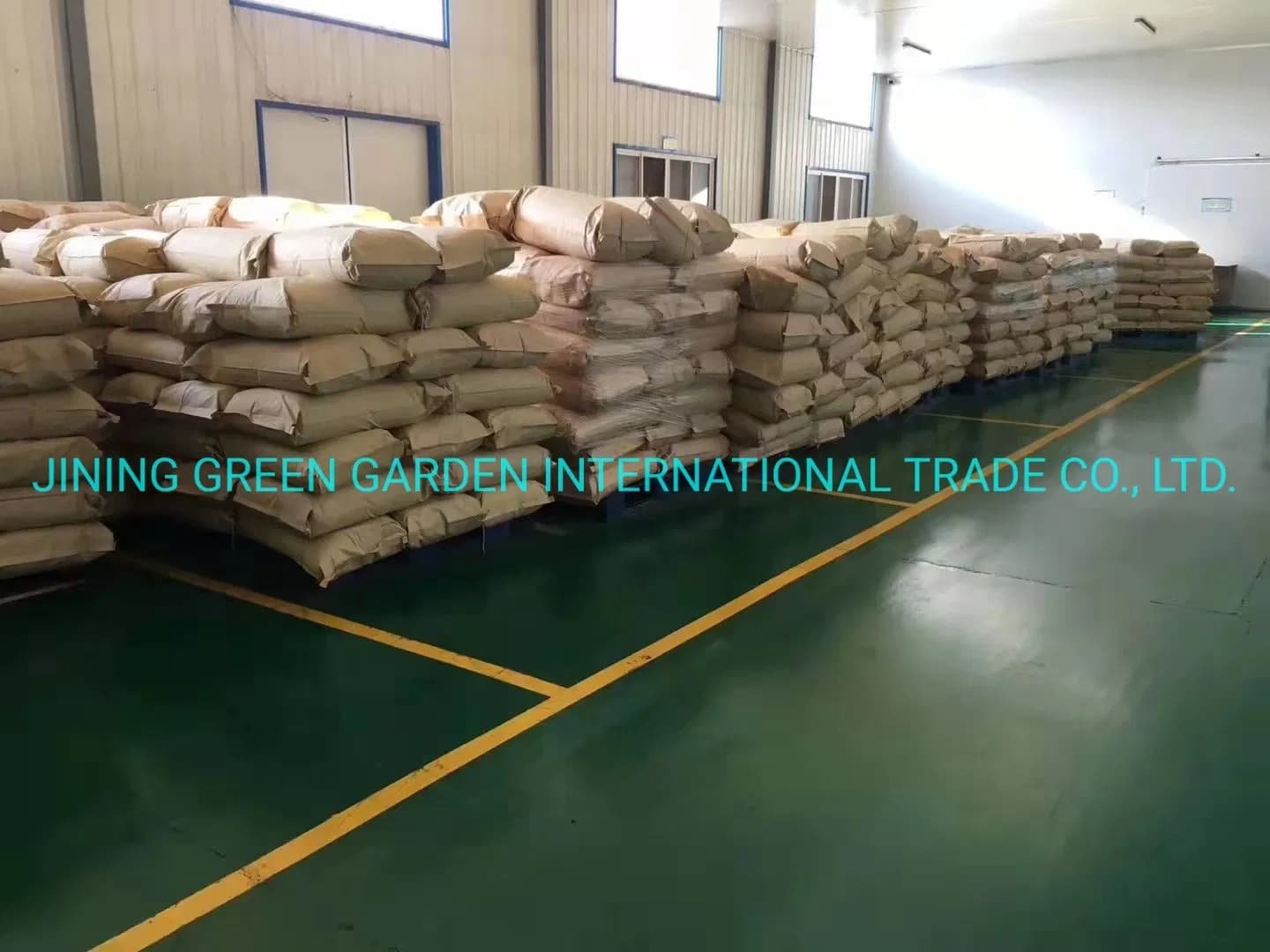 Hot Chili Crushed, Chili Granules, Chili Powder, Chili Flakes, Shu From 3000 to 50000; Paprika Powder From Asta 60 to Asta 220.