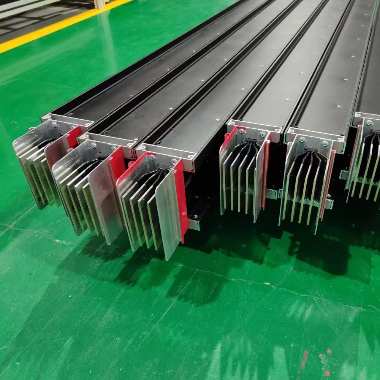 Reliable Busway for Electric Power Transmission 30-40 Years Durability