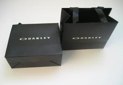 2011 Paper Bag / Shopping Bag