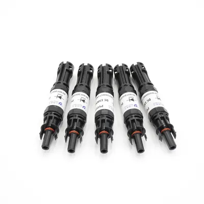 Waterproof Connector PV005-D 1500V DC 2 in 1 Solar Connector in System
