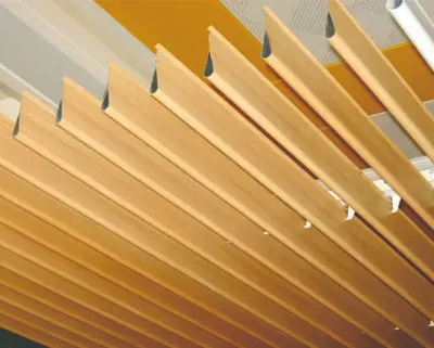 Suspended Curved Aluminum Baffle Ceiling Tiles Interior Decoration Commercial Blade Strip Ceiling System