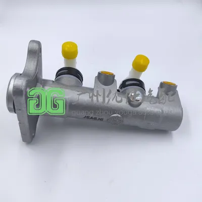 Hot Product Brake Master Cylinder 47201-26490 for Hiace 4