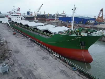 Versatile 2024 Bulk Carrier with Impressive Specifications