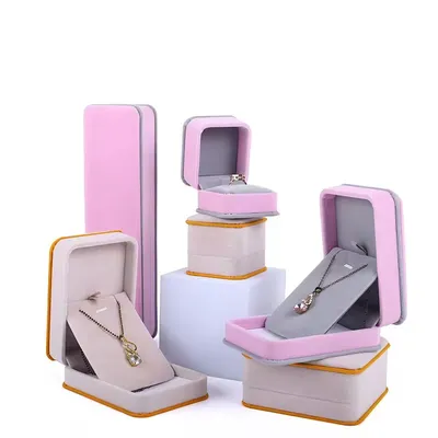 Custom Luxury Red Pink Ivory Suede Velvet Jewelry Box Ring Box Earring Box Pendant Box Necklace Box
