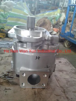 Japan Wanxun Gear Pump 705-12-37010 705-12-37040 for Loader Wa450-1 Wa470-1