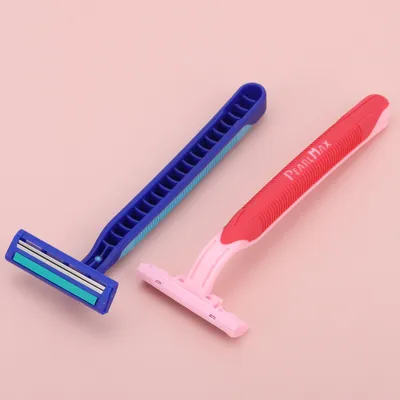 Elegant Lady Disposable Razor Shaving with Rubber Handle for Smoothness