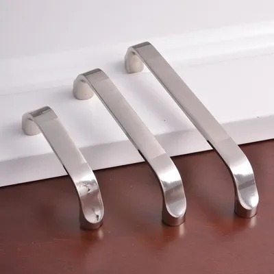 Fashion Design Zinc Alloy Furniture Pull Cabinet Handle for Good Prices