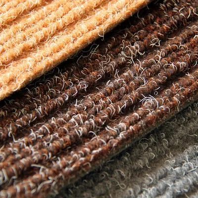 Crude PP Material Striped Carpet Commercial Used