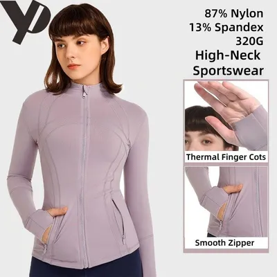 Breathable Sportswear Eco Friendly Womens Fitted Jacket Zippered Pockets Sports Outerwear
