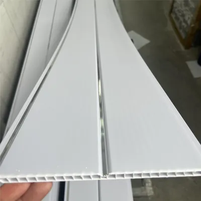Waterproof PVC Ceiling Panel Sheet 250mm Laminated Wood Grain PVC Plastic Ceiling False PVC Ceiling Board Tiles for Hotel Office Mall Hospital