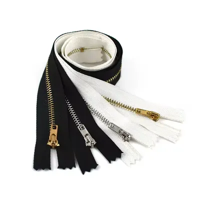 Wholesale Sewing Zip Clothes Zippers Garment Accessories Custom Gold Silver Teeth Alloy Zipper Tape