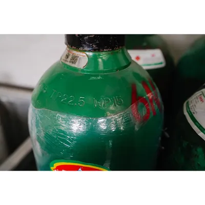 Pure Hydrogen Gas for Electronics and Industrial Applications
