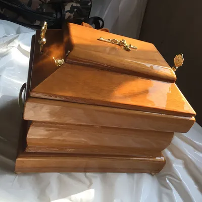 Solid Funeral Wooden Coffin Wood Urn