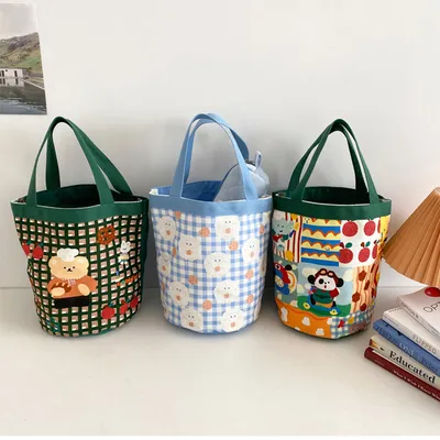 Wholesale Cartoon Print Cylinder Tote Round Bottom Canvas Shopping Handbag Fashion Korean Canvas Bucket Bag for Women Girl