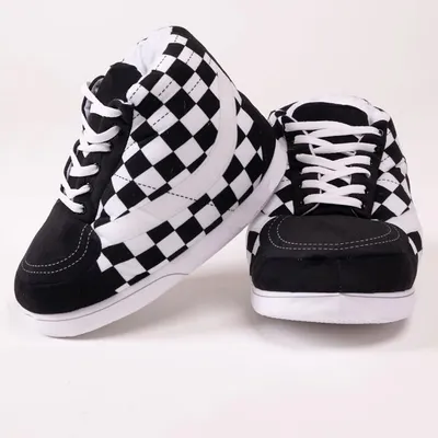 Slippers Unisex Oversized Sneaker Inspired Plush One Size (4-12 Adult)