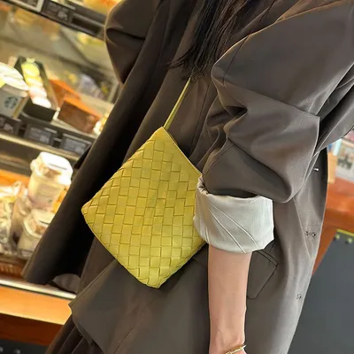 Sheepskin Woven Bucket Bag, Premium Mini Handbag, Lightweight Ladies Shoulder & Crossbody Bag