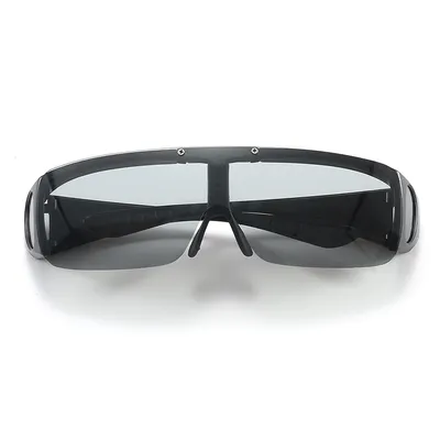 Sunglasses Can Cover on Myopia Frames