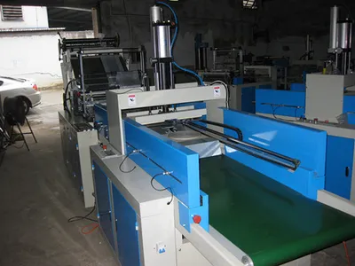 Professional Manufacturer of Full Automatic Polythene Bag Making Machine