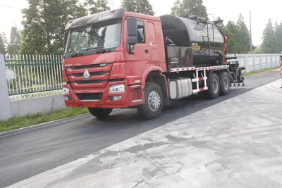 Fog Sealing Distributor Truck for New Road Building