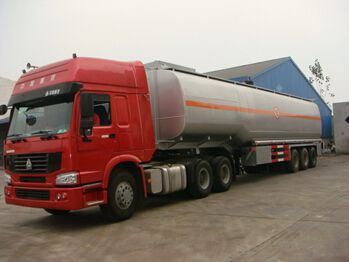 HOWO Oil Tank Truck