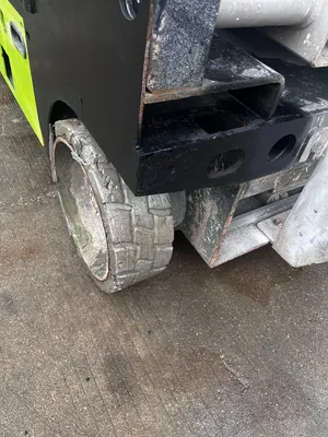 High-Standard Electric Self-Propelled Scissors Car for Television