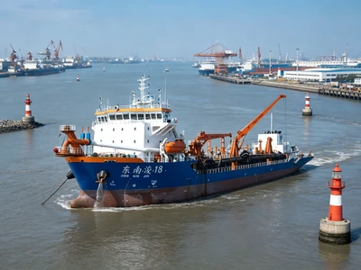 8650 Cubic Meters High-Power Engine Heavy-Duty Gearbox Tshd Advanced Dredger